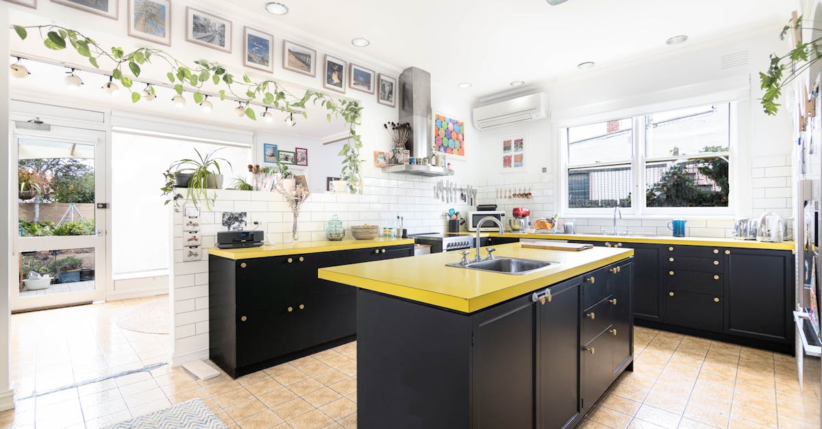 Eco-Friendly Options for Disposing of Old Furniture