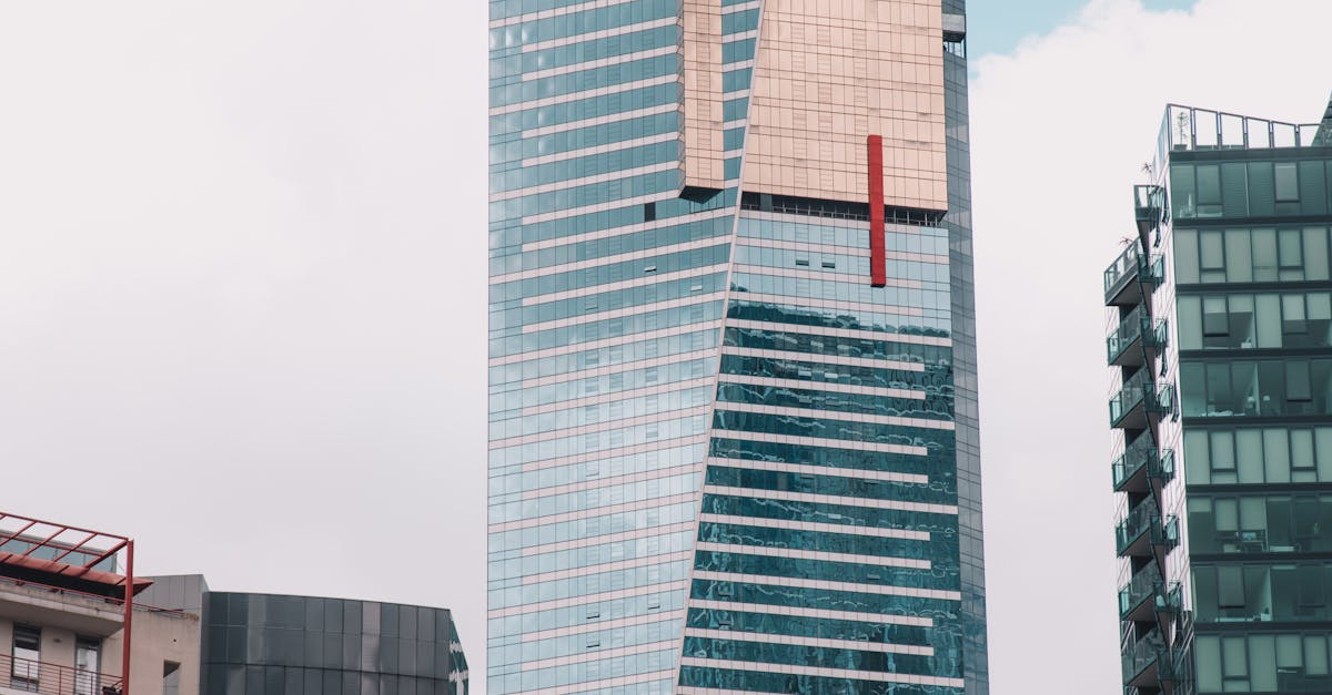 The Role of Junk Removal in Enhancing Retail Aesthetics